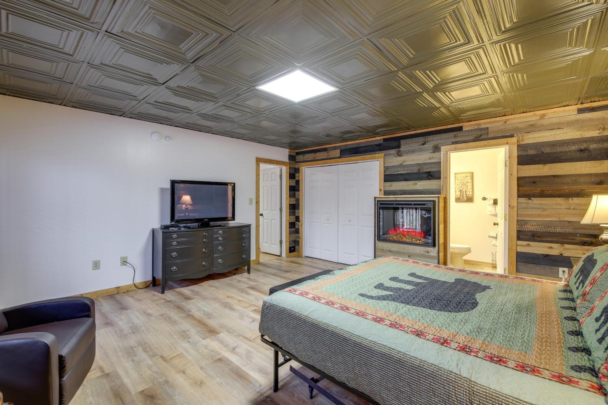 Pet-Friendly Gatlinburg Retreat With Hot Tub! Villa Exterior foto