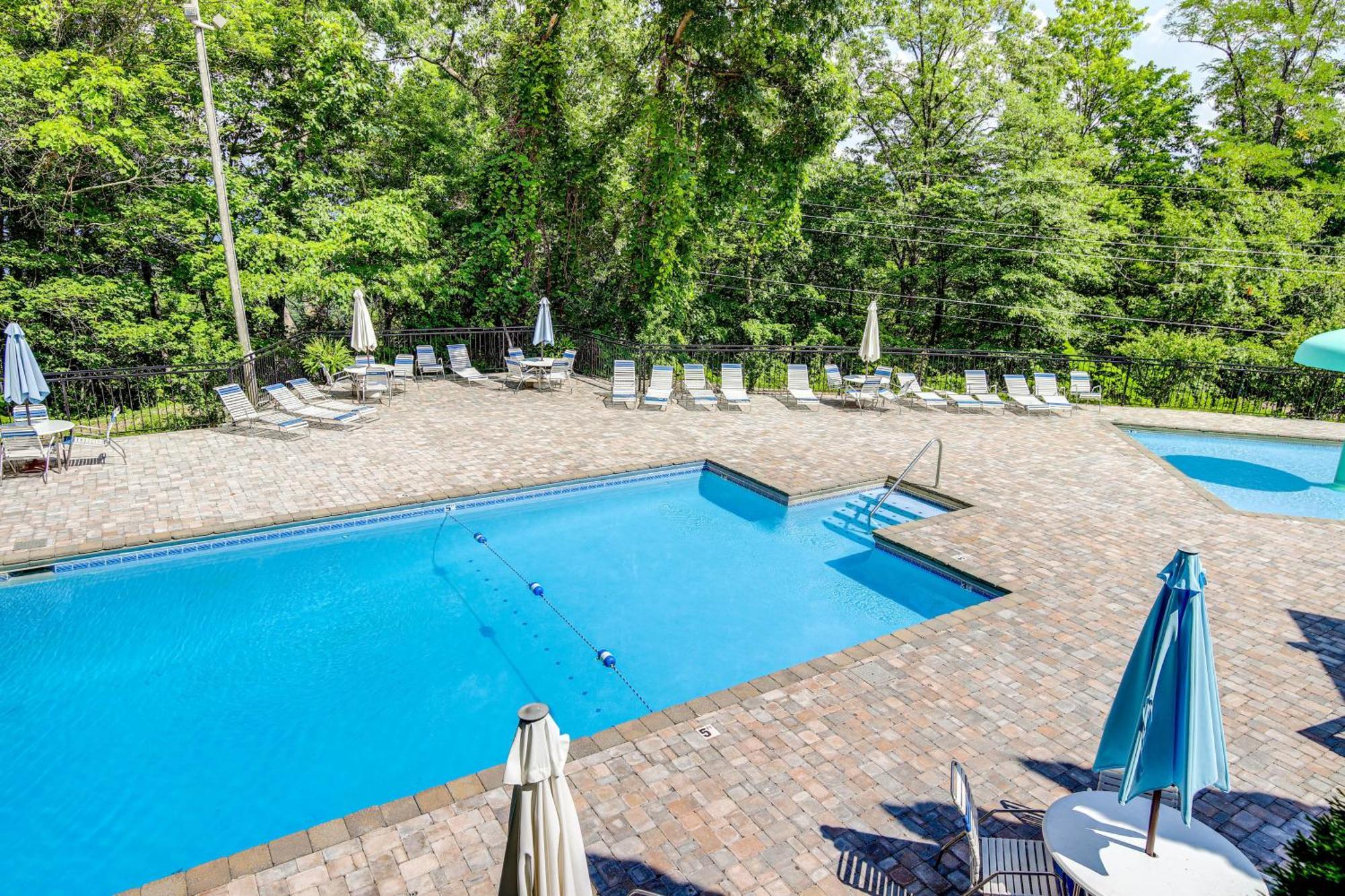 Pet-Friendly Gatlinburg Retreat With Hot Tub! Villa Exterior foto